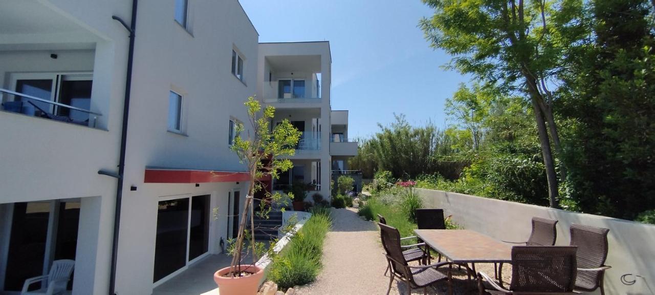 Aparthotel Dalmacija Privlaka  Exterior foto